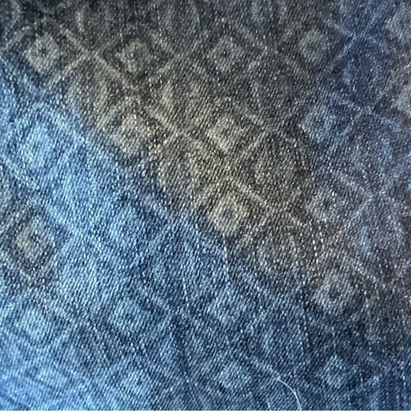 $10$ add on DITTOS vintage low rise jeggings w/ diamond pattern. Size 32 - Picture 5 of 8